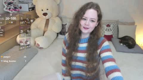 Snapshot of soft_purr_kitty chatting on 1, 12, 2024 Mia online show from 1, 12, 2024