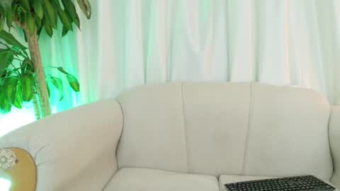 Snapshot of softangel_x chatting on 27, 7, 2026 softangel_x online show from 27, 7, 2026