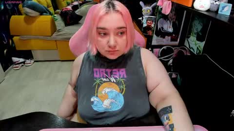 Snapshot of softie_sofy chatting on 14, 4, 2026 Sofie online show from 14, 4, 2026
