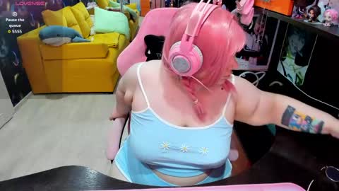 Snapshot of softie_sofy chatting on 18, 5, 2026 Sofie online show from 18, 5, 2026