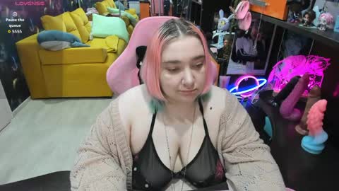 Snapshot of softie_sofy chatting on 22, 5, 2026 Sofie online show from 22, 5, 2026
