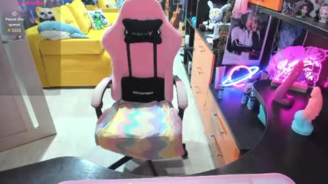 Snapshot of softie_sofy chatting on 12, 6, 2026 Sofie online show from 12, 6, 2026