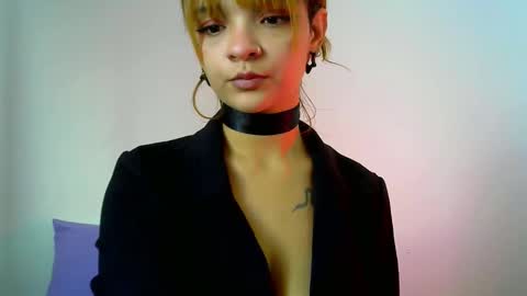 softy19 online show from 13, 12, 2025