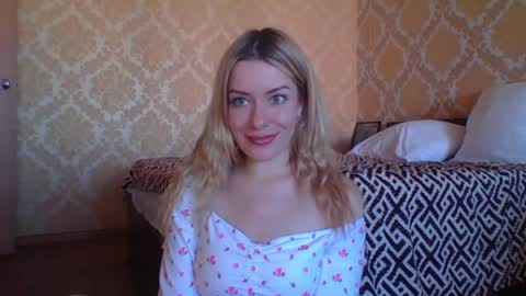 softy_aura online show from 8, 6, 2026