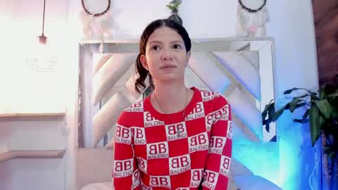 Snapshot of sofy_bonnet chatting on 3, 5, 2026 online show from 3, 5, 2026