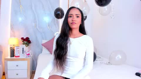 Snapshot of sofynovoa chatting on 24, 9, 2025 online show from 24, 9, 2025
