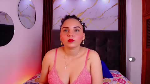 Snapshot of sol__latina chatting on 26, 6, 2026 Sol Latiana online show from 26, 6, 2026
