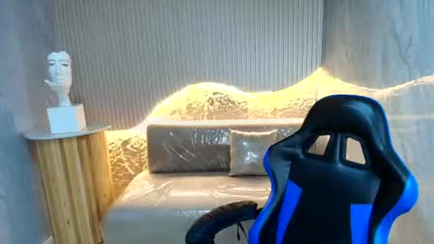 Snapshot of sol__r chatting on 14, 6, 2026 Sun online show from 14, 6, 2026