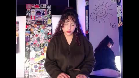 gin independent model online show from 24, 2, 2025
