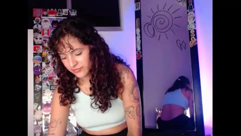 gin independent model online show from 27, 2, 2025