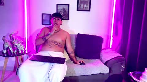 Snapshot of sol_and_andy2 chatting on 23, 6, 2026 sol_and_andy2 online show from 23, 6, 2026