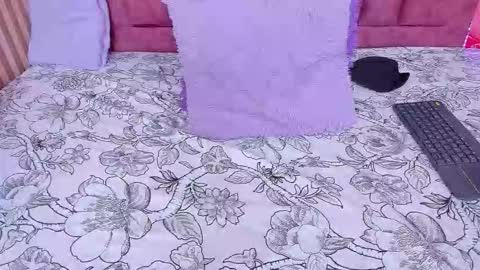 Snapshot of sol_stephanny chatting on 8, 9, 2025 Sol online show from 8, 9, 2025