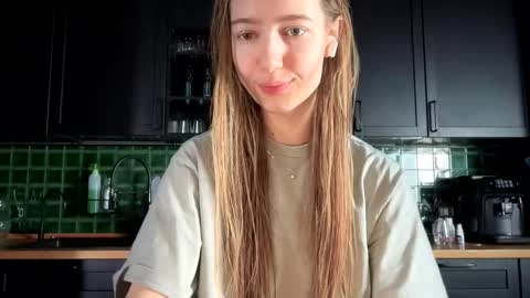 Bella online show from 26, 2, 2026