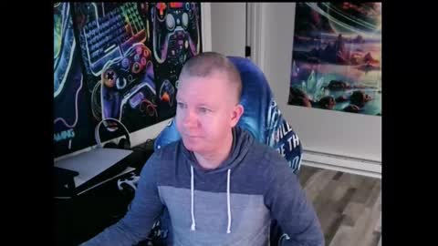 Snapshot of solarlunar1 chatting on 28, 10, 2025 just ask  online show from 28, 10, 2025