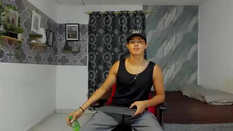 son_hades online show from 19, 4, 2026