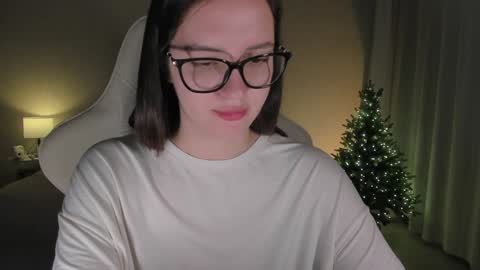 Snapshot of sonia_moon_ chatting on 28, 12, 2024 sonia_moon_ online show from 28, 12, 2024