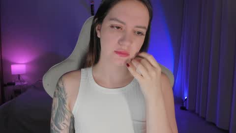 Snapshot of sonia_moon_ chatting on 10, 1, 2025 sonia_moon_ online show from 10, 1, 2025