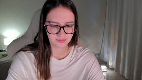 Snapshot of sonia_moon_ chatting on 21, 1, 2025 sonia_moon_ online show from 21, 1, 2025