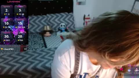 Snapshot of sonialatin69 chatting on 14, 11, 2025 sonialatin69 online show from 14, 11, 2025