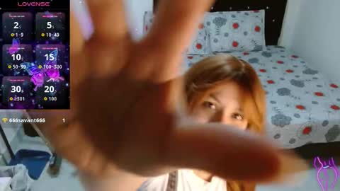 Snapshot of sonialatin69 chatting on 28, 11, 2025 sonialatin69 online show from 28, 11, 2025