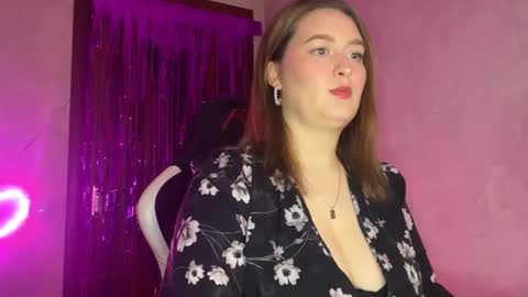 OksiFels online show from 4, 12, 2025