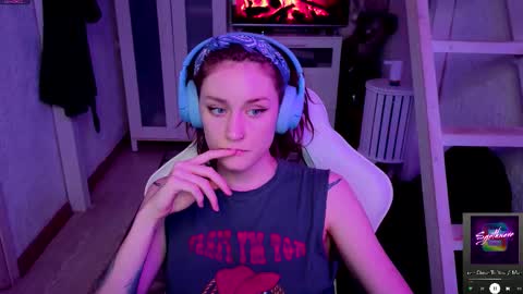 Rie online show from 8, 10, 2025