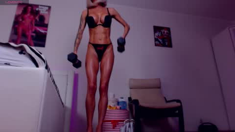 Snapshot of sonjanextray chatting on 2, 11, 2025 Sonja Ray online show from 2, 11, 2025