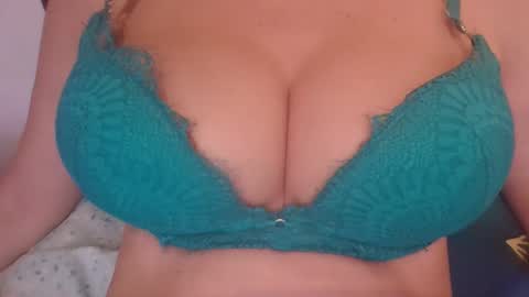 Sonnya online show from 10, 11, 2025