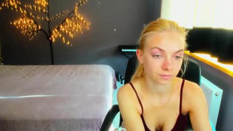 Sonya online show from 28, 4, 2026