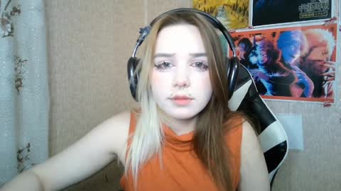 Snapshot of sonwosick chatting on 9, 4, 2026 Mila online show from 9, 4, 2026