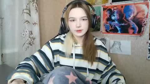 Snapshot of sonwosick chatting on 29, 4, 2026 Mila online show from 29, 4, 2026