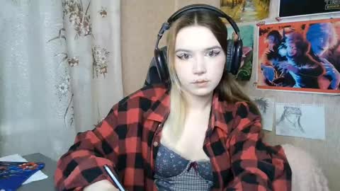 Snapshot of sonwosick chatting on 5, 5, 2026 Mila online show from 5, 5, 2026