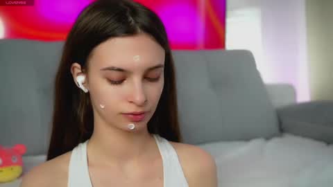 Snapshot of sonyaericsson chatting on 5, 3, 2025 Eva 3 online show from 5, 3, 2025