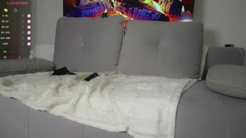 Snapshot of sonyaericsson chatting on 10, 9, 2025 Eva 3 online show from 10, 9, 2025