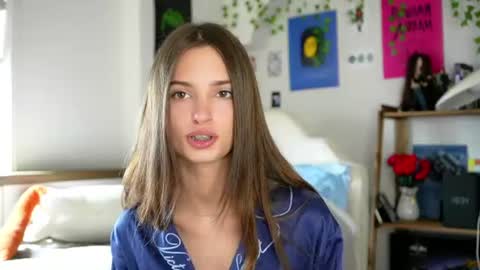 Snapshot of sonyaericsson chatting on 19, 6, 2026 Eva 3 online show from 19, 6, 2026