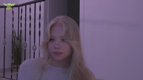 Snapshot of sonyaplush chatting on 22, 12, 2024 Sonya Instagram Twitter sonyaplushgirl OnlyFans sonyaplush online show from 22, 12, 2024