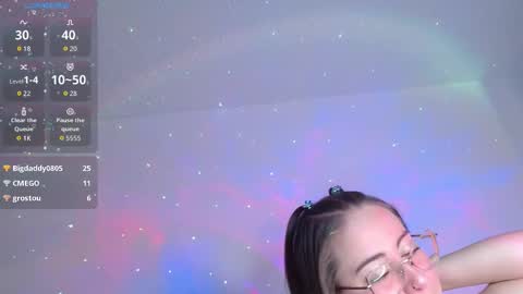 soofy online show from 4, 10, 2025