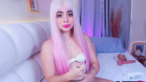 Sophia Roy online show from 7, 4, 2026