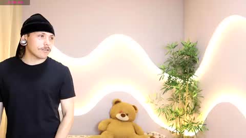 sophi_and_dereck online show from 22, 6, 2026