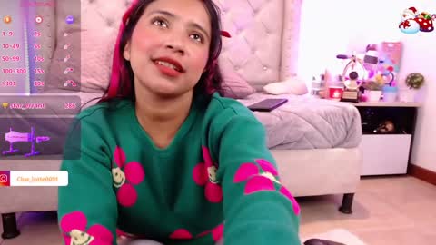 Snapshot of sophi_gray chatting on 18, 1, 2025 Shophi online show from 18, 1, 2025