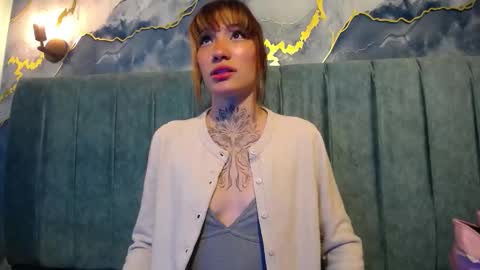 Sophi online show from 8, 10, 2025
