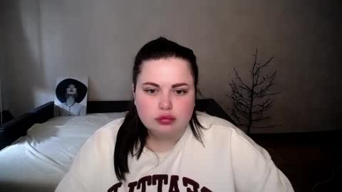 sophia__olsen online show from 4, 4, 2026