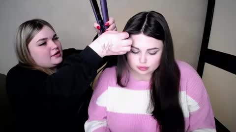 sophia__olsen online show from 3, 5, 2026