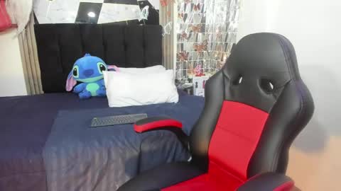 Sophia online show from 12, 4, 2026