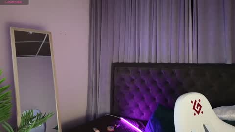 Sophia online show from 9, 12, 2024