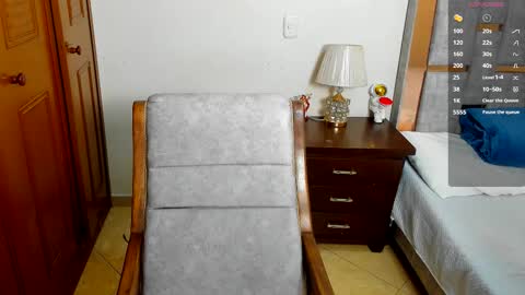 sophia CM online show from 1, 10, 2025