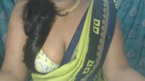 Snapshot of sophia_indian chatting on 30, 10, 2025 Sophia Tamil online show from 30, 10, 2025