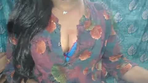 Snapshot of sophia_indian chatting on 23, 12, 2025 Sophia Tamil online show from 23, 12, 2025