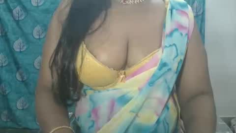 Snapshot of sophia_indian chatting on 12, 1, 2026 Sophia Tamil online show from 12, 1, 2026