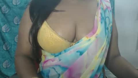 Snapshot of sophia_indian chatting on 17, 1, 2026 Sophia Tamil online show from 17, 1, 2026